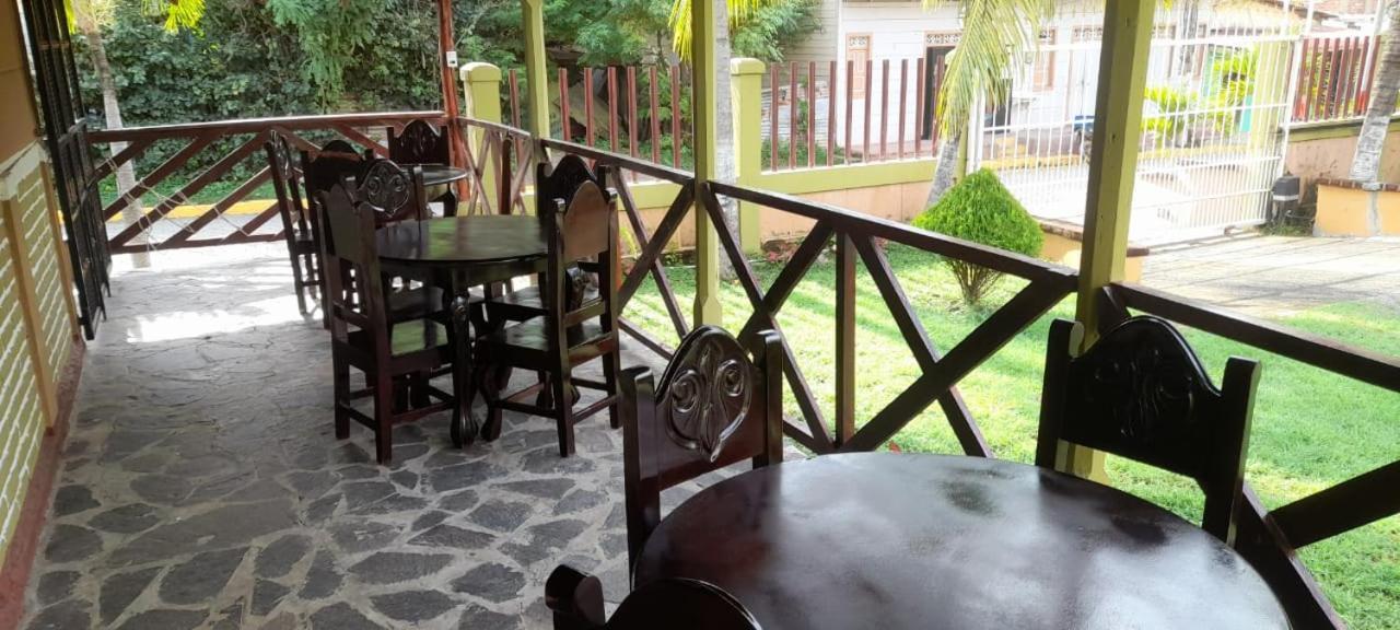 Royal Chateau Hotel San Juan del Sur Esterno foto
